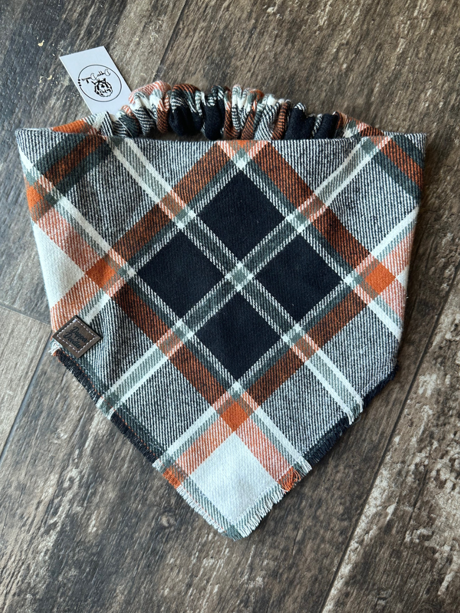 Safe Haven Plaid Fringe Scrunchie Dog Scarf