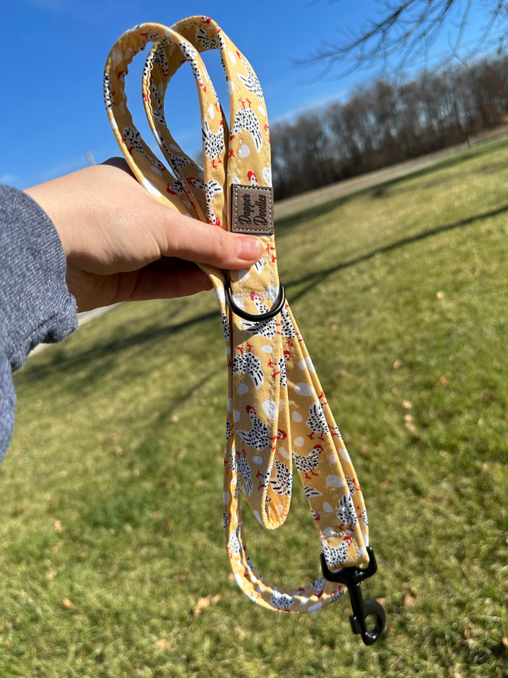 Spotted Chicken Leash