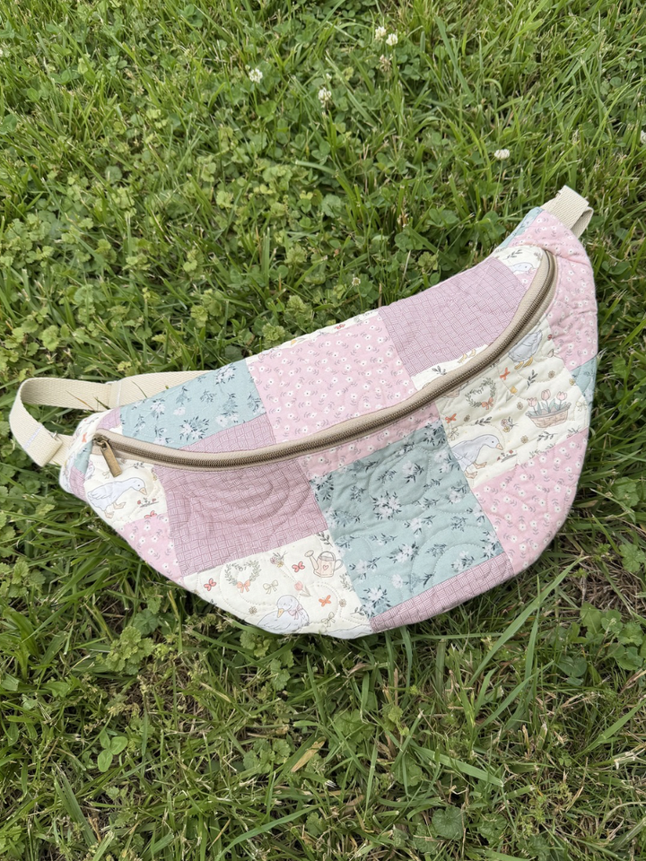 Large Goose Quilt Bum Bag
