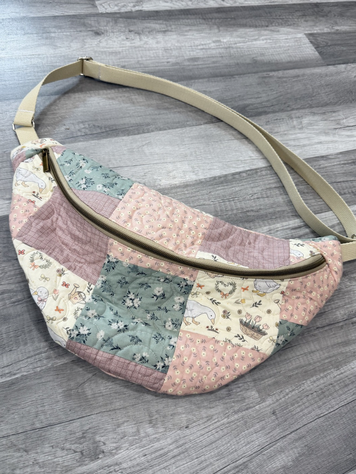 Large Goose Quilt Bum Bag