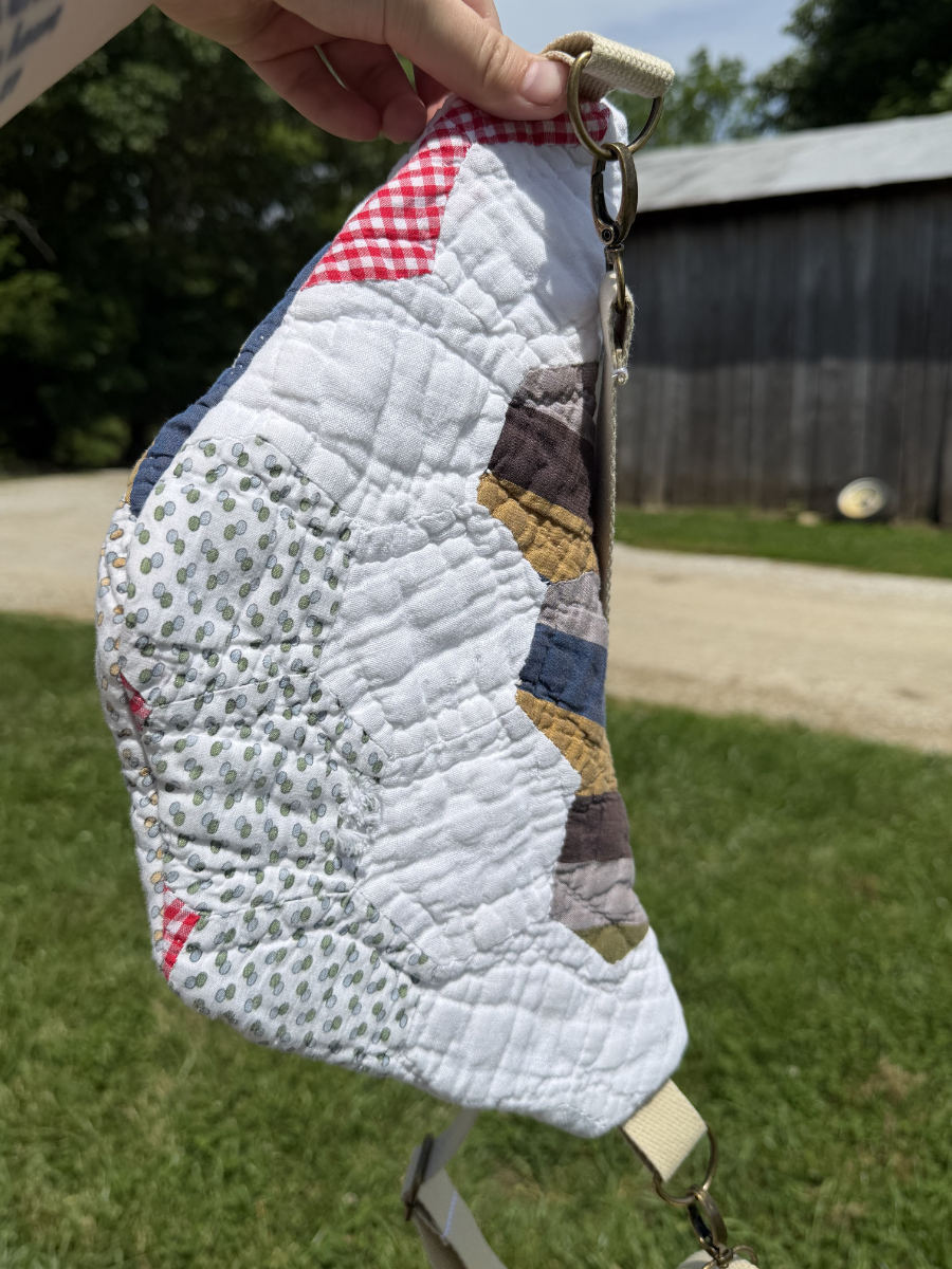 101. Quilted Bumbag