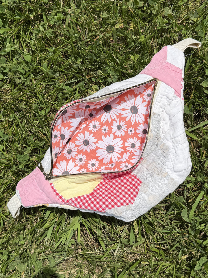 104. Quilted Bumbag