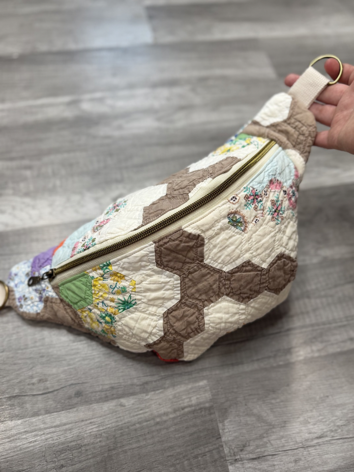 124. Quilted Bumbag