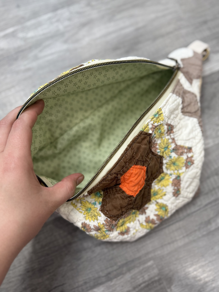 122. Quilted Bumbag