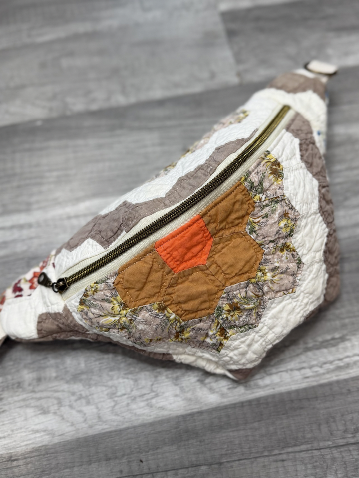 118. Quilted Bumbag